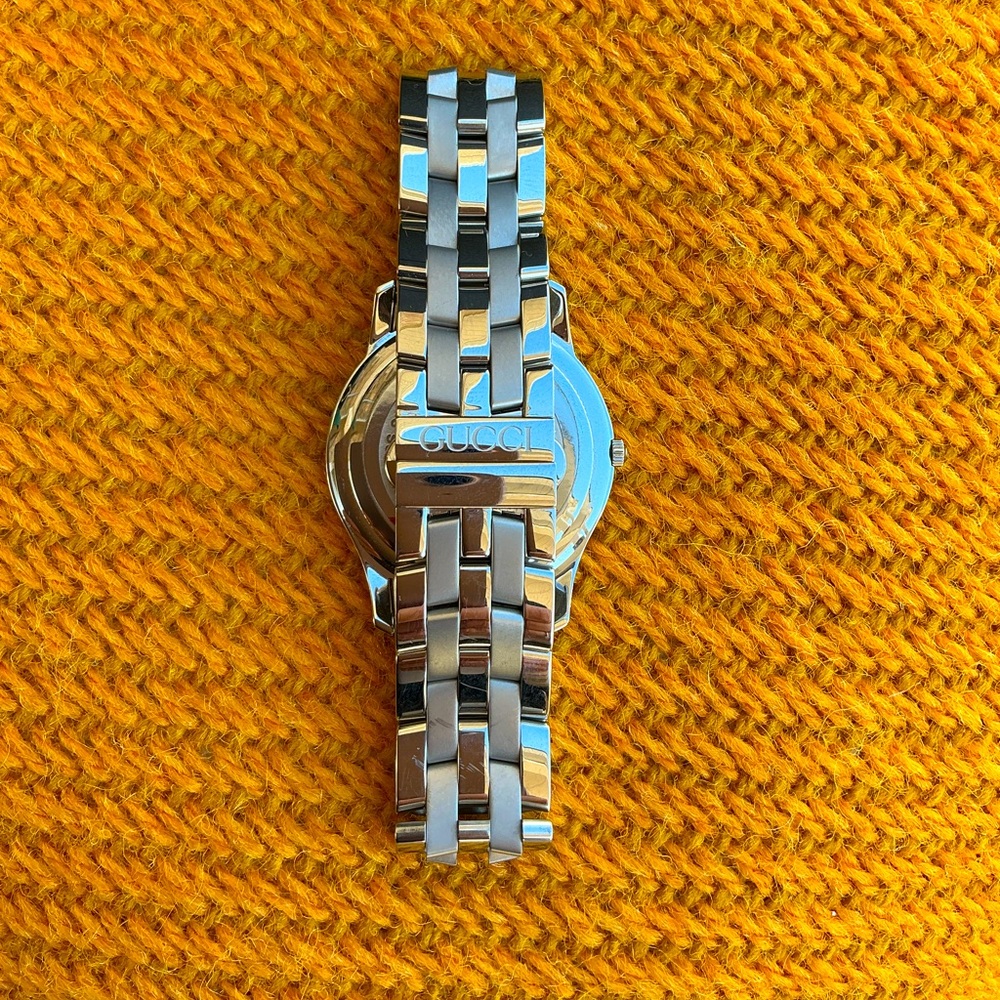 GUCCI stainless steel DRESS watch🔥🔥 - Picture 7 of 15